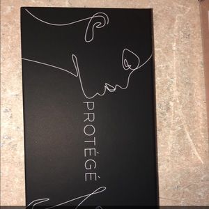 Suvé Eyeshadow Palette